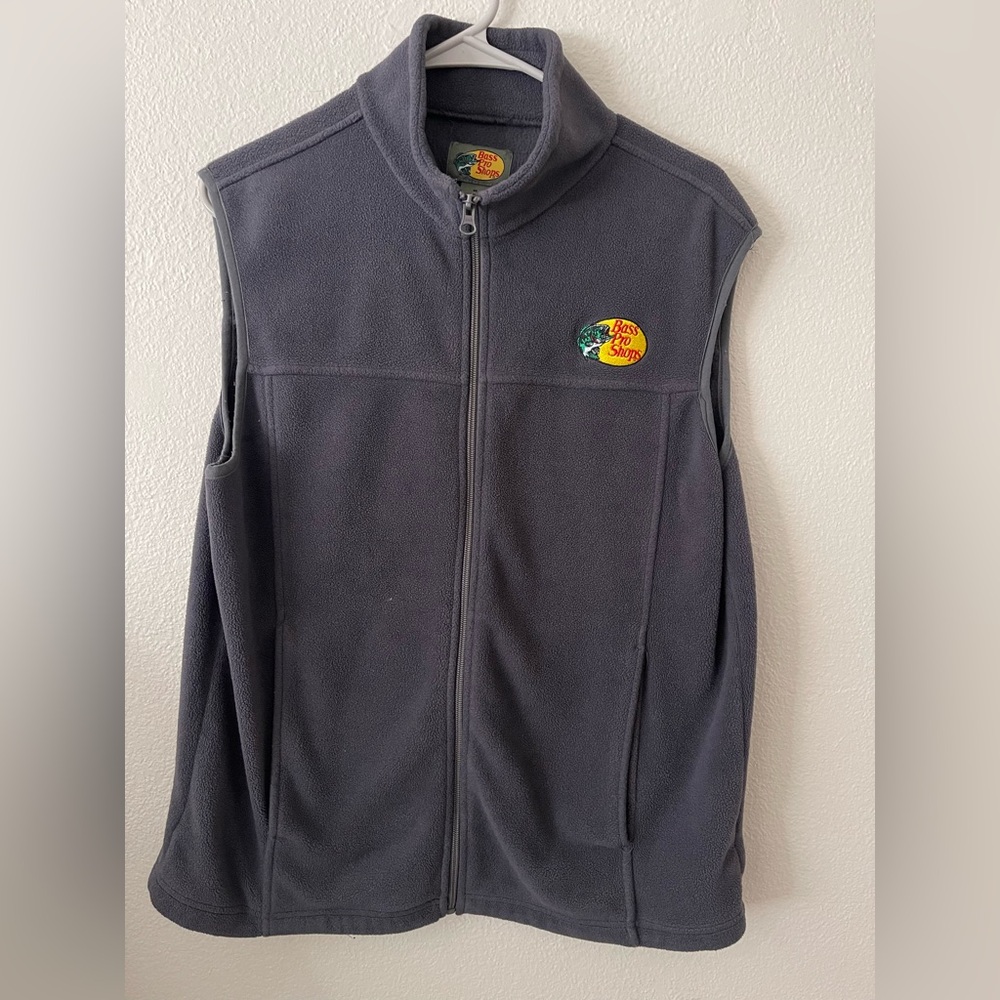 Bass Pro Shops Charcoal Fleece Vest